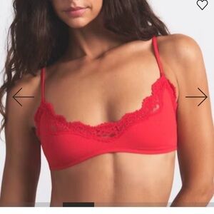 SKIMS bralettes 2 pack new in box